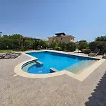 Luxury Aurelia *
