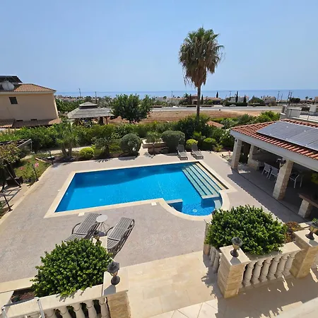 Luxury Aurelia Villa